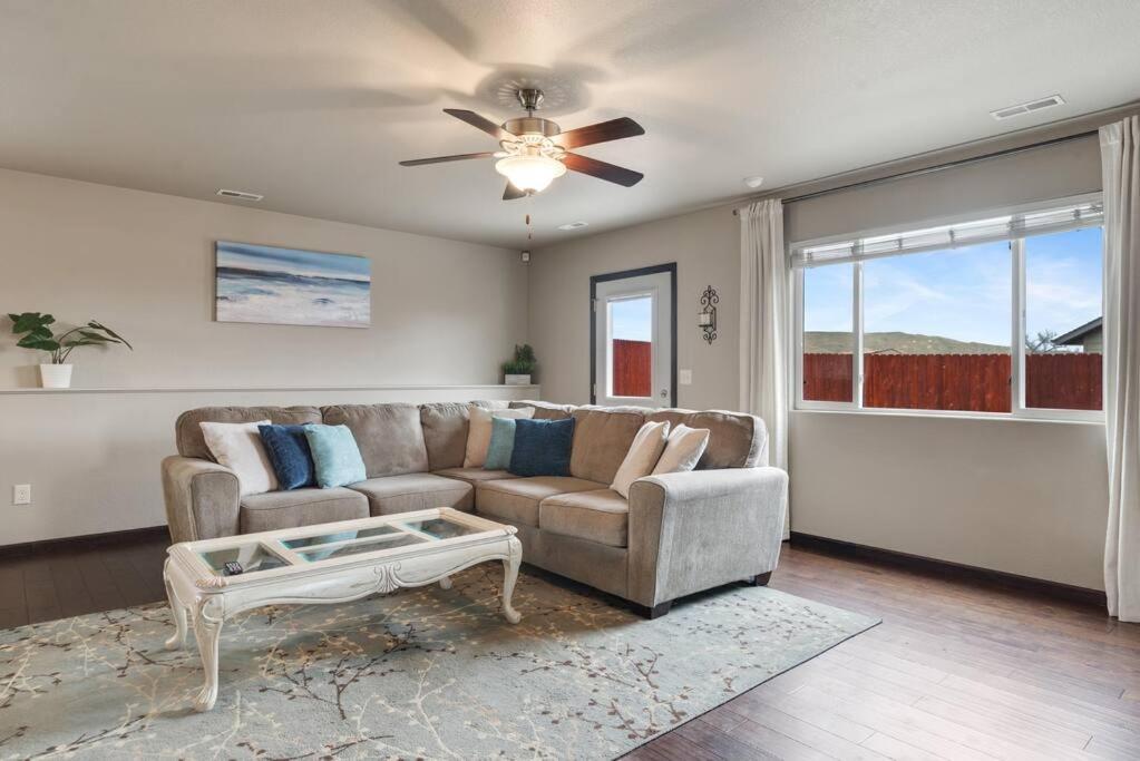 Large Home In The Most Convenient Location Rapid City Luaran gambar